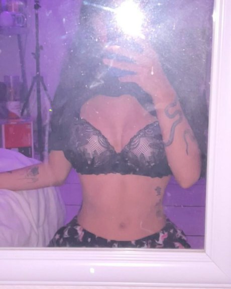 Photo nue de fuite OnlyFans de Jenny Ozuna