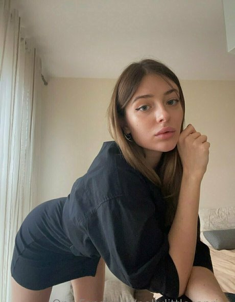 Photo nue de fuite OnlyFans de Pollylittlecaprice