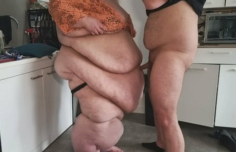 Doughbellygirl