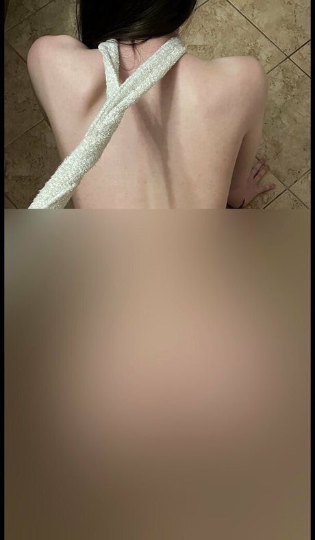 Photo nue de fuite OnlyFans de Porednastudentkamarusa