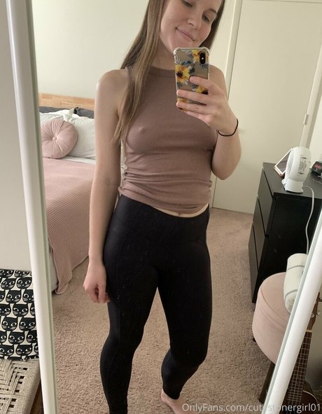 Cutestonergirl01