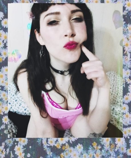 Photo nue de fuite OnlyFans de Space Bunny