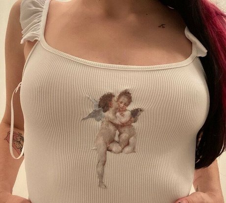 Photo nue de fuite OnlyFans de Lovecherrybella