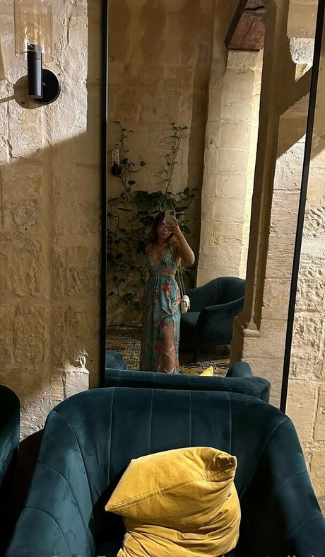 Photo nue de fuite OnlyFans de Mianataliah