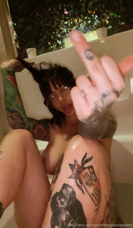 Photo nue de fuite OnlyFans de Theonlinegirlfriend
