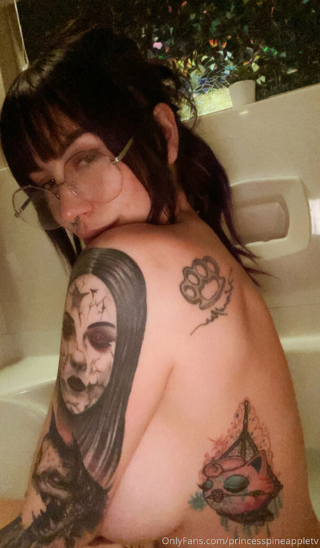 Photo nue de fuite OnlyFans de Theonlinegirlfriend