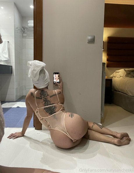 Photo nue de fuite OnlyFans de Katysancheskii