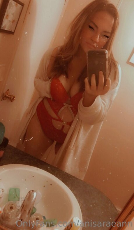 Photo nue de fuite OnlyFans de Anisaraeann