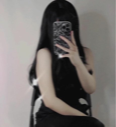 Photo nue de fuite OnlyFans de Aveline Tetsuya