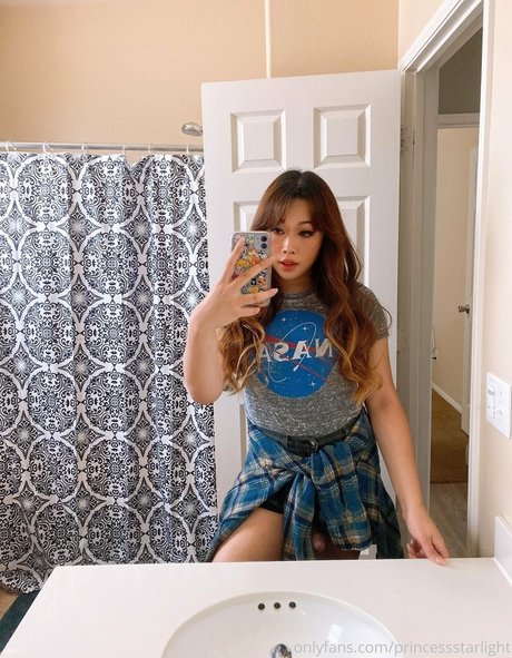 Photo nue de fuite OnlyFans de Princessstarlight