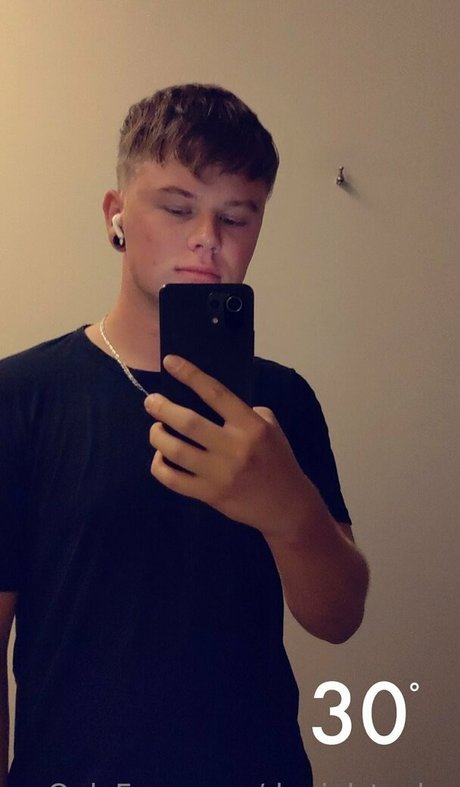 Photo nue de fuite OnlyFans de Danieltaylor