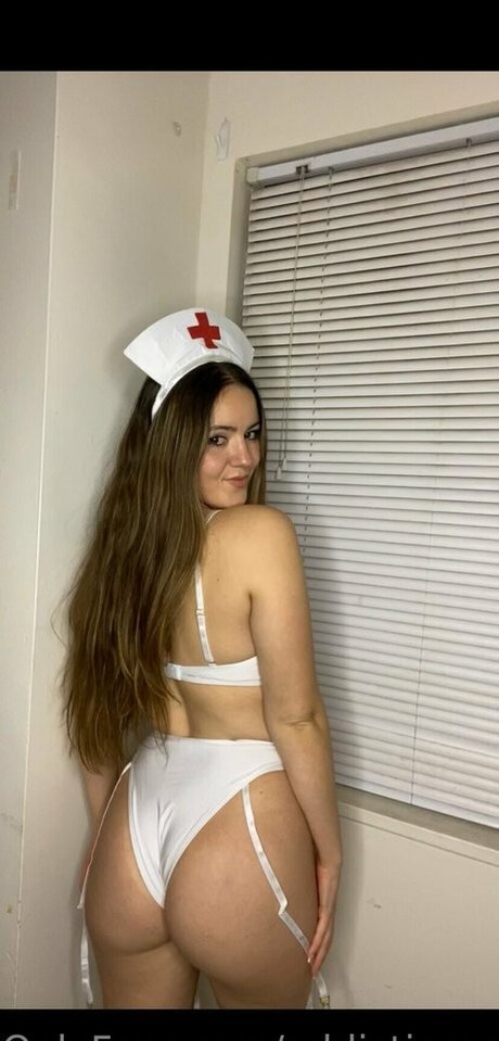 Photo nue de fuite OnlyFans de Addictionmami