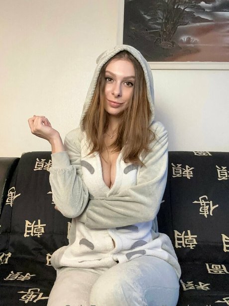 Photo nue de fuite OnlyFans de Yuliaschreiber