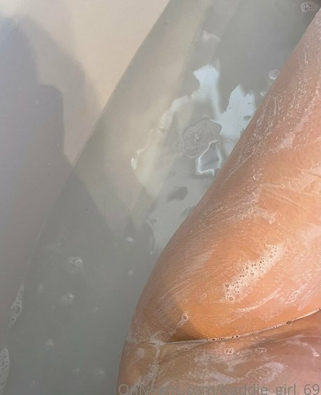 Photo nue de fuite OnlyFans de Naughtybabygirl2