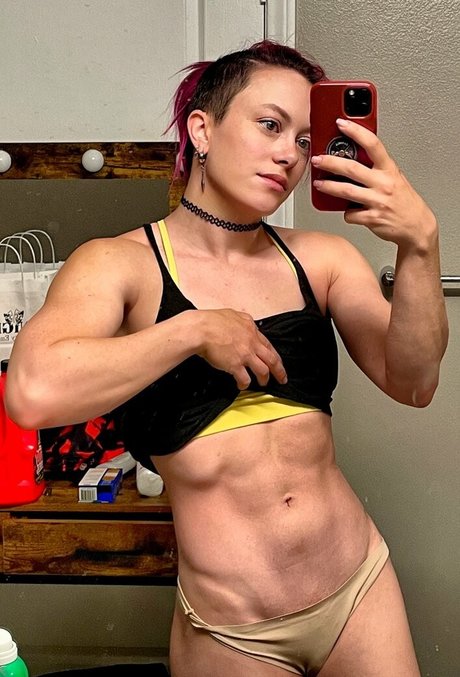 Photo nue de fuite OnlyFans de Claire Max