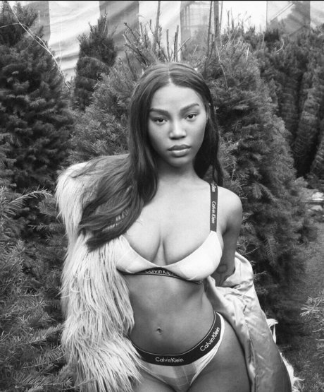 Photo nue de fuite OnlyFans de Quenlin Blackwell
