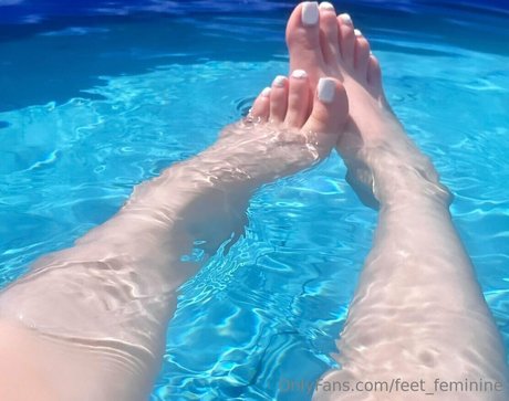 Photo nue de fuite OnlyFans de Feetfeminine
