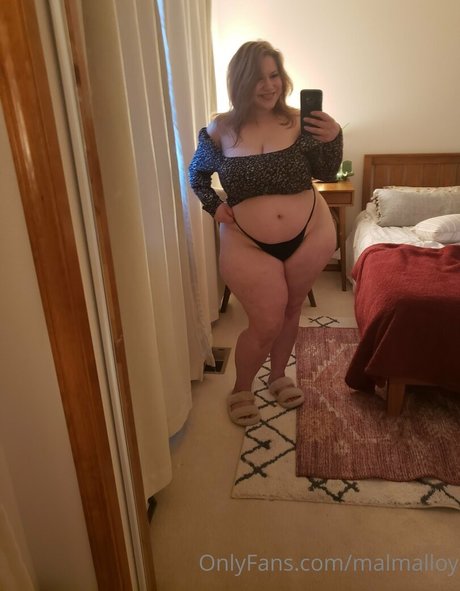 Photo nue de fuite OnlyFans de Malmalloy