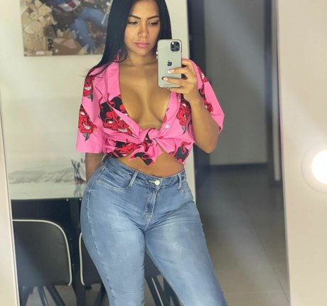 Photo nue de fuite OnlyFans de Antho Lynda