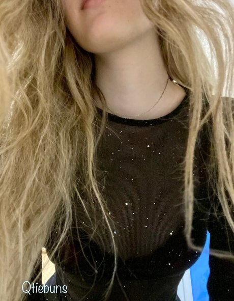 Photo nue de fuite OnlyFans de Qtiebuns Asmr
