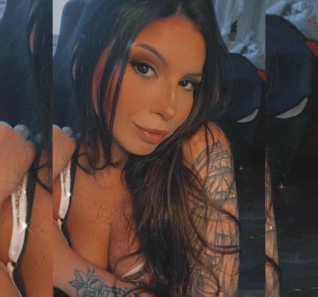 Photo nue de fuite OnlyFans de Gabimancinii