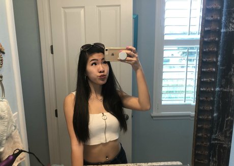 Photo nue de fuite OnlyFans de Stonerlaceyyy