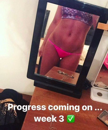 Photo nue de fuite OnlyFans de Gymbunnyx
