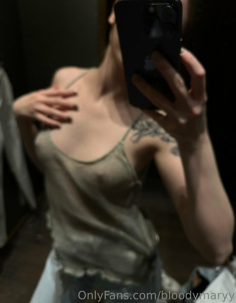 Photo nue de fuite OnlyFans de Bloodymaryy