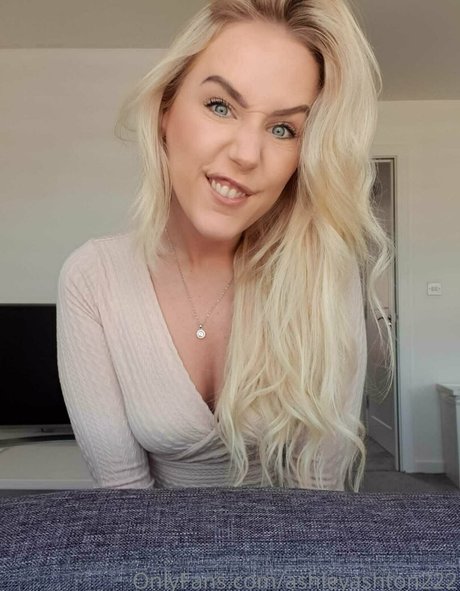 Photo nue de fuite OnlyFans de Ashley Ashton