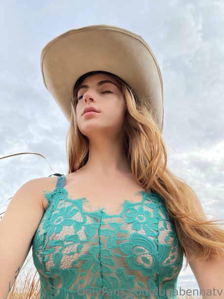 Photo nue de fuite OnlyFans de Lunabenna