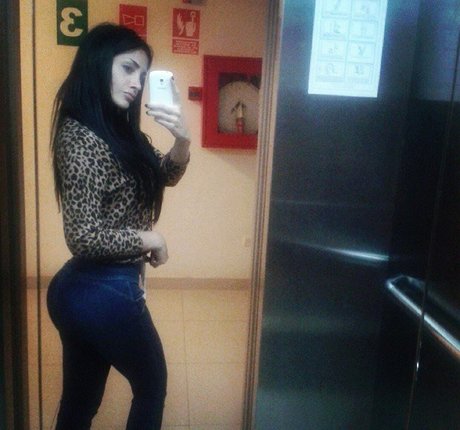 Photo nue de fuite OnlyFans de Andrea Cifuentes