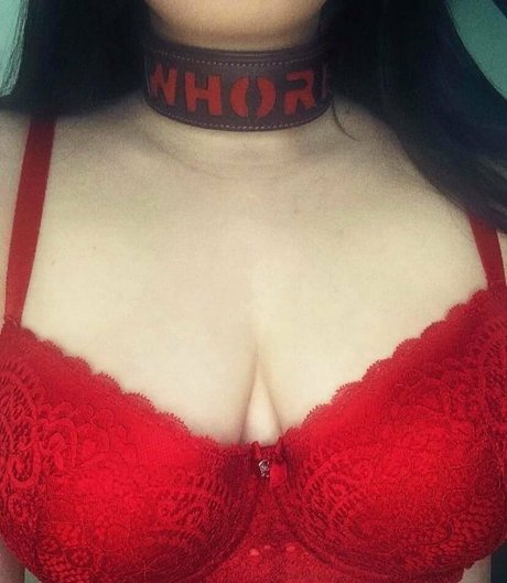 Photo nue de fuite OnlyFans de Athina