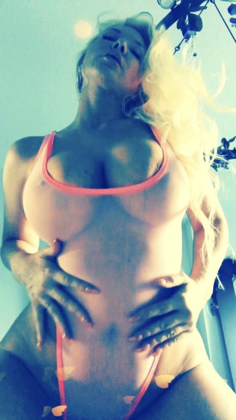 Photo nue de fuite OnlyFans de Molly Cavalli