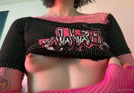 Photo nue de fuite OnlyFans de Vamparie