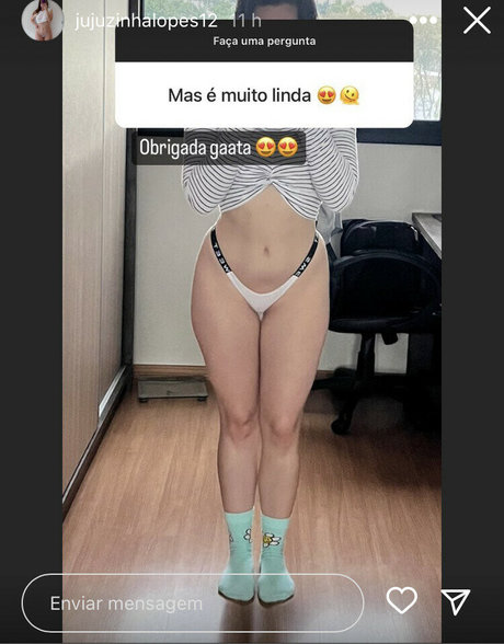 Photo nue de fuite OnlyFans de Julia Lopes