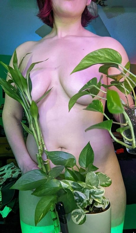 Photo nue de fuite OnlyFans de Baeged