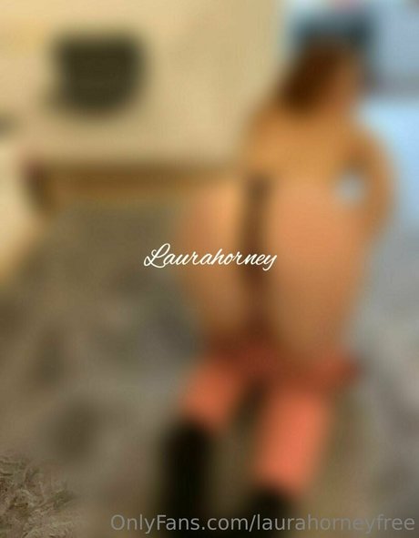 Photo nue de fuite OnlyFans de Laurahorneyfree
