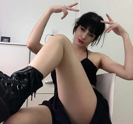 Photo nue de fuite OnlyFans de Milkyroth
