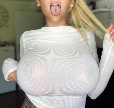 Photo nue de fuite OnlyFans de Deminecka