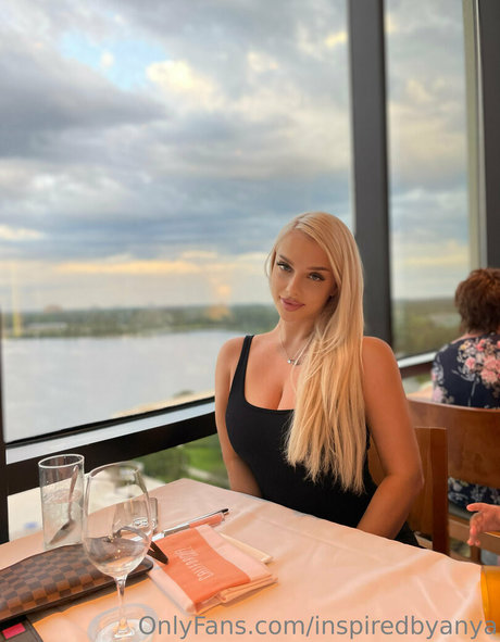 Photo nue de fuite OnlyFans de Inspiredbyanya