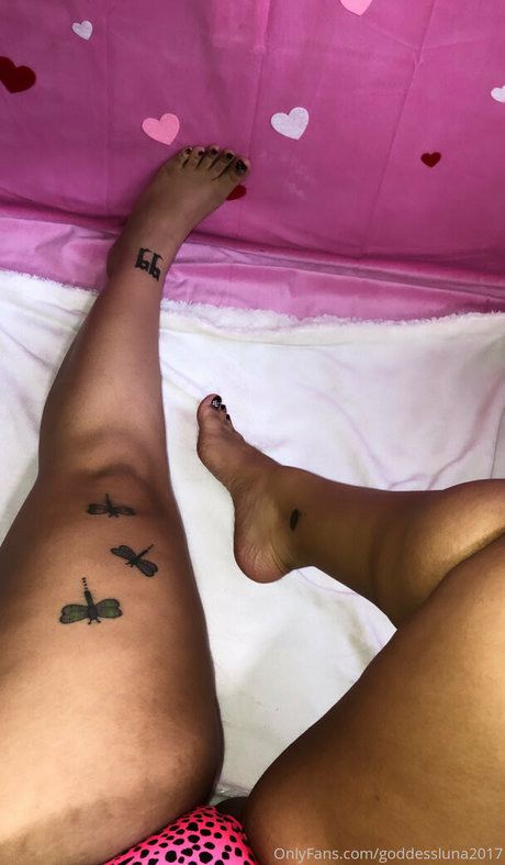 Photo nue de fuite OnlyFans de Goddessluna2017