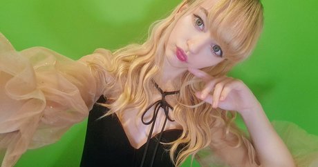 Kiki Glitter Cosplay