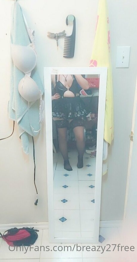 Photo nue de fuite OnlyFans de Breazy27free