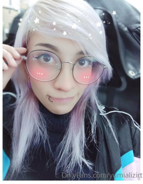 Photo nue de fuite OnlyFans de Yumializirt
