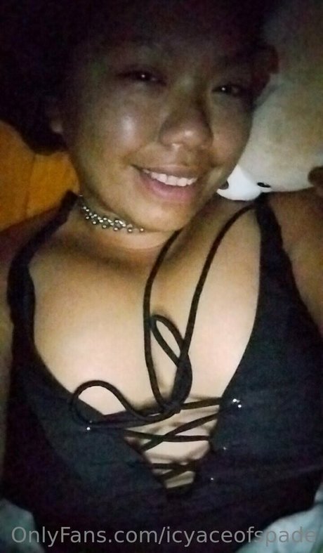 Photo nue de fuite OnlyFans de Icyaceofspade