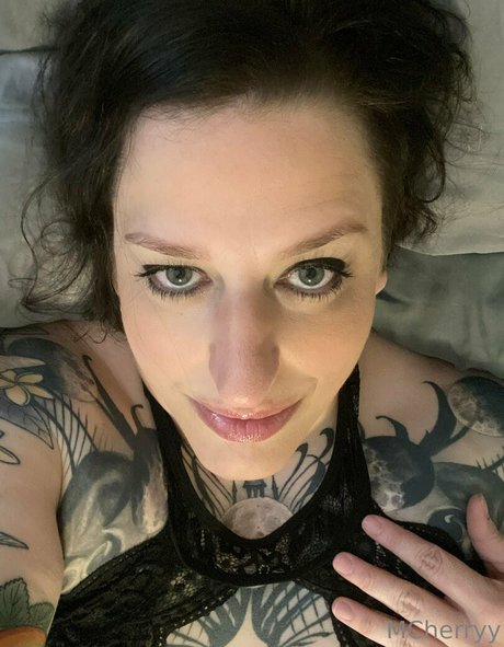 Photo nue de fuite OnlyFans de Mcherryyy