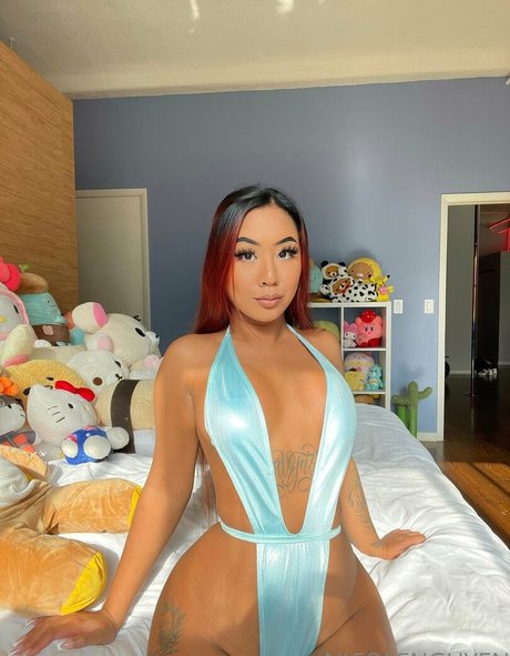 Photo nue de fuite OnlyFans de Nicolenguyen