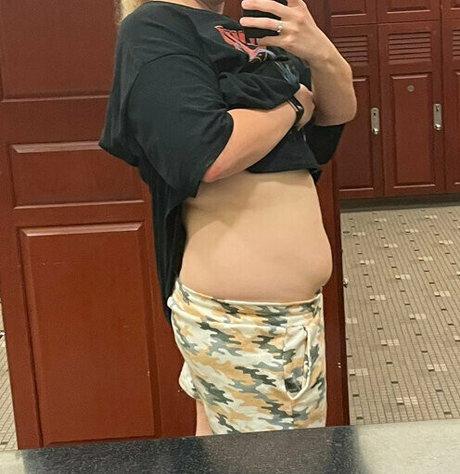 Blondefeedee