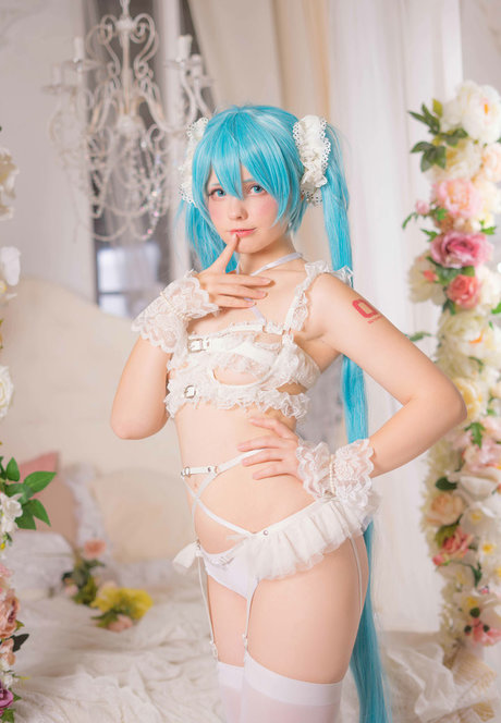 Photo nue de fuite OnlyFans de Saya Scarlet