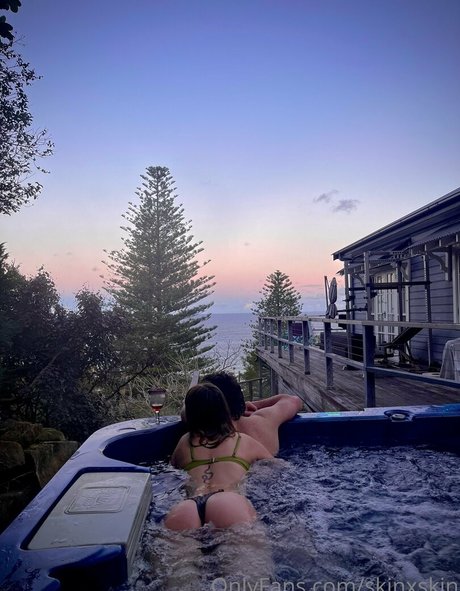 Photo nue de fuite OnlyFans de Skinxskin